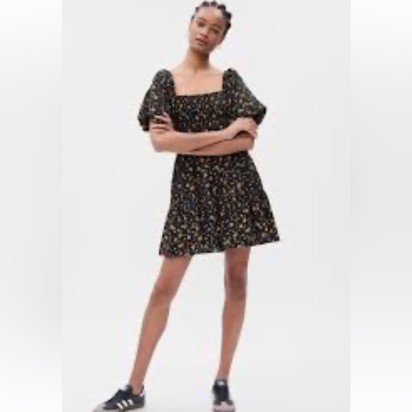 GAP Puff‎ Sleeve Smocked Mini Dress Floral Babydoll Puff Sleeves Size S - Picture 11 of 11